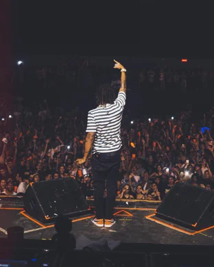 Live concert by Concrete Boys