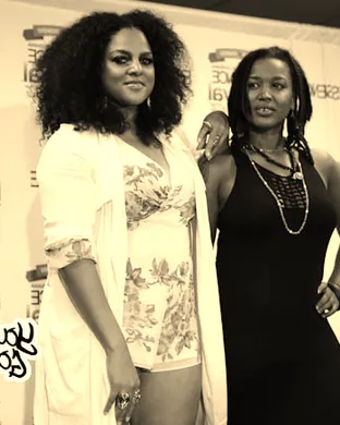 Live concert by Floetry