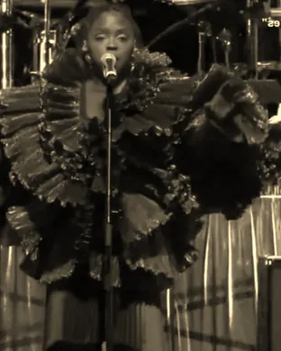 Live concert by Lauryn Hill - Acoustic