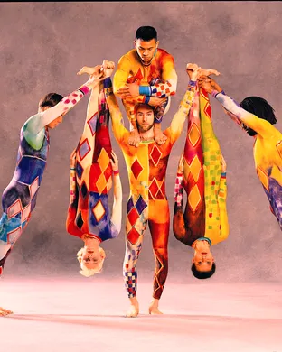 Pilobolus: Trips